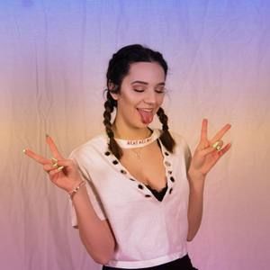 Meet your Posher, Matea